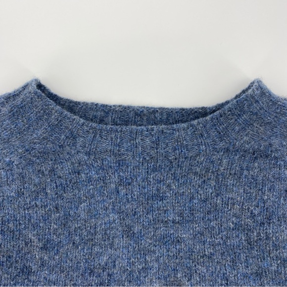 O’CONNELL’S 100% Wool Made in Scotland Blue Pullover Sweater - Picture 6 of 10